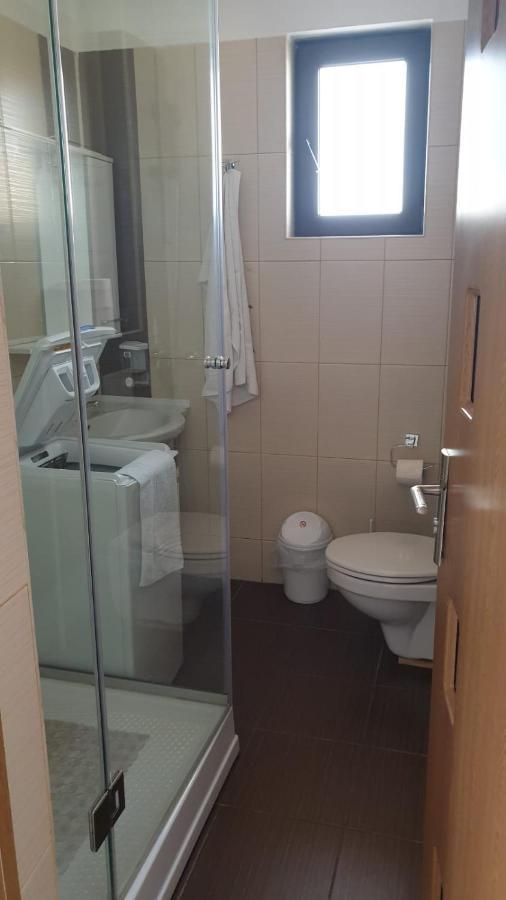 Apartament Lulu Mamaia Nord, 3 Minute De Plaja Navodari Exterior photo
